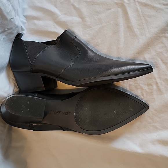 Women's NINE WEST leather size 12 boots - Picture 5 of 8